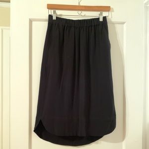 Black midi Madewell skirt with pockets!